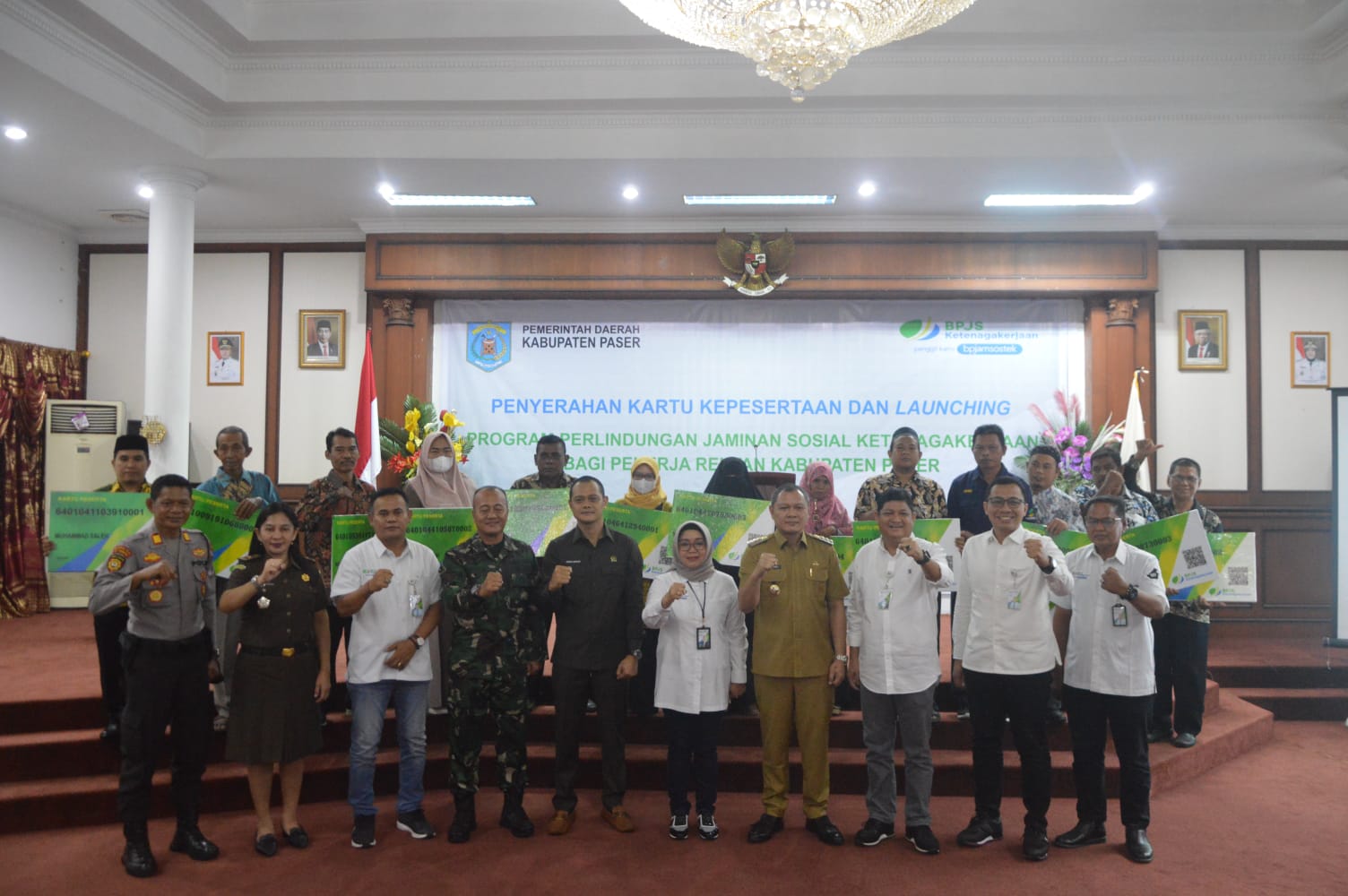 Acara launching kerja sama antara BPJS Ketenagakerjaan dan Pemkab Paser di di Pendopo Loa Bapekat, Paser, Kaltim. 