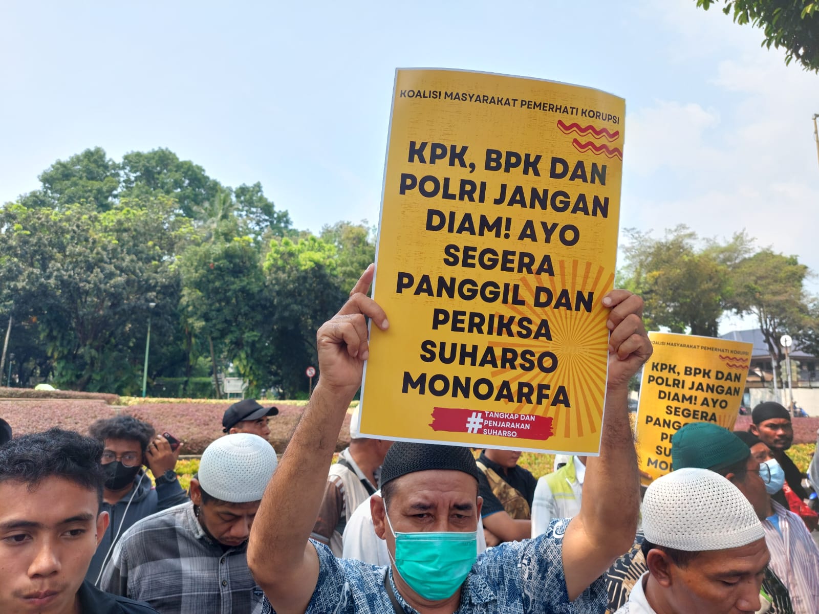 Koalisi Masyarakat Pemerhati Korupsi meminta KPK dan BPK mengusut dugaan pemalsuan LHKPN Menteri Bappenas Suharso Monoarfa
