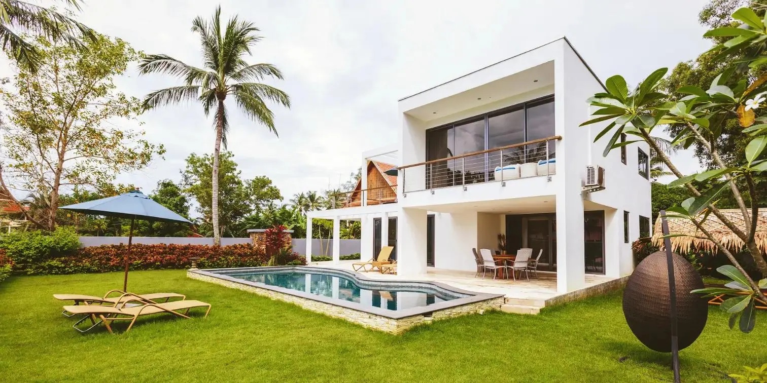 Traveloka Host adalah program partnership dari Traveloka yang memberikan layanan untuk para pemilik properti.