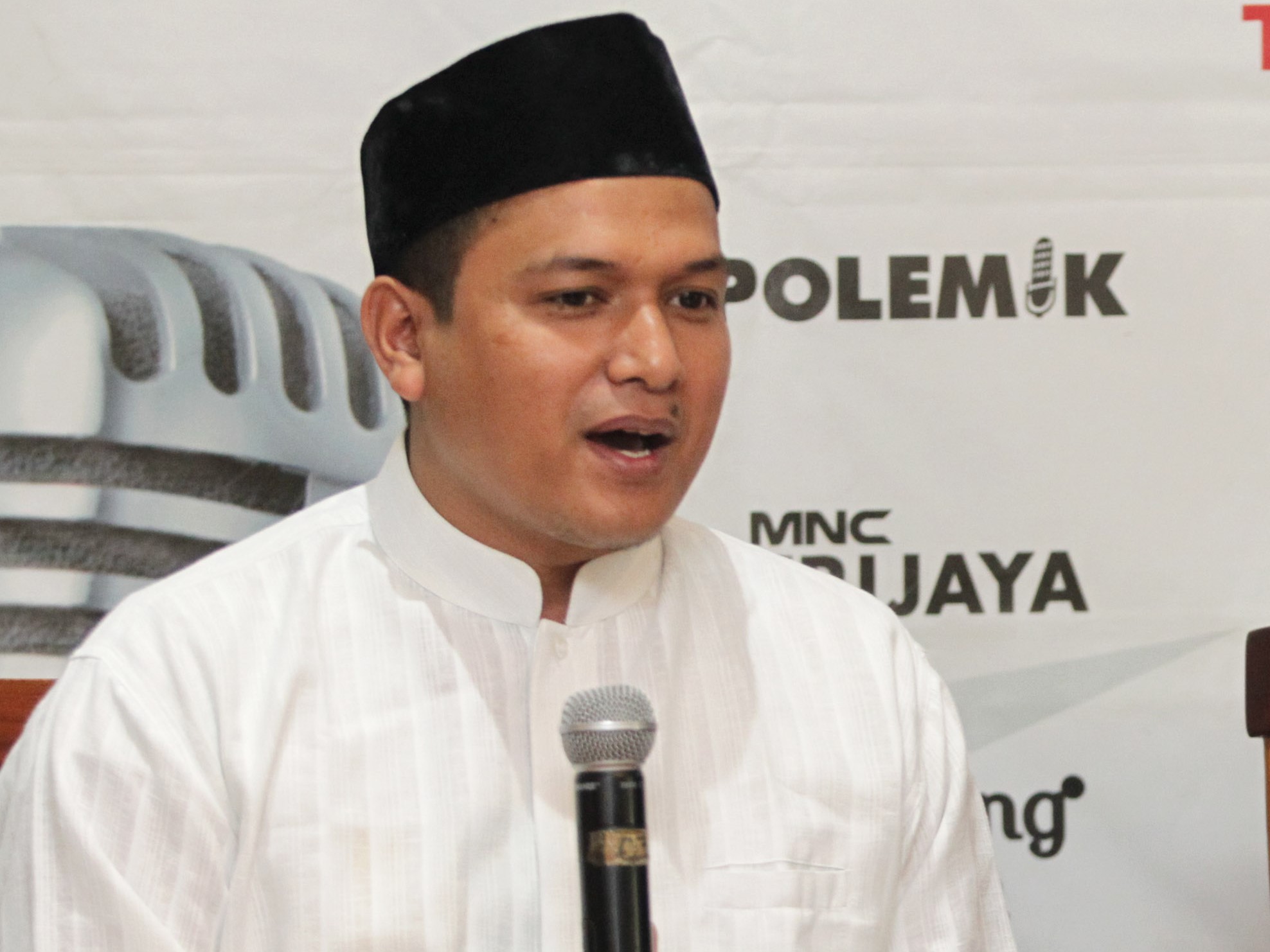 PKS Rancang Pertemuan Anies dengan Aher