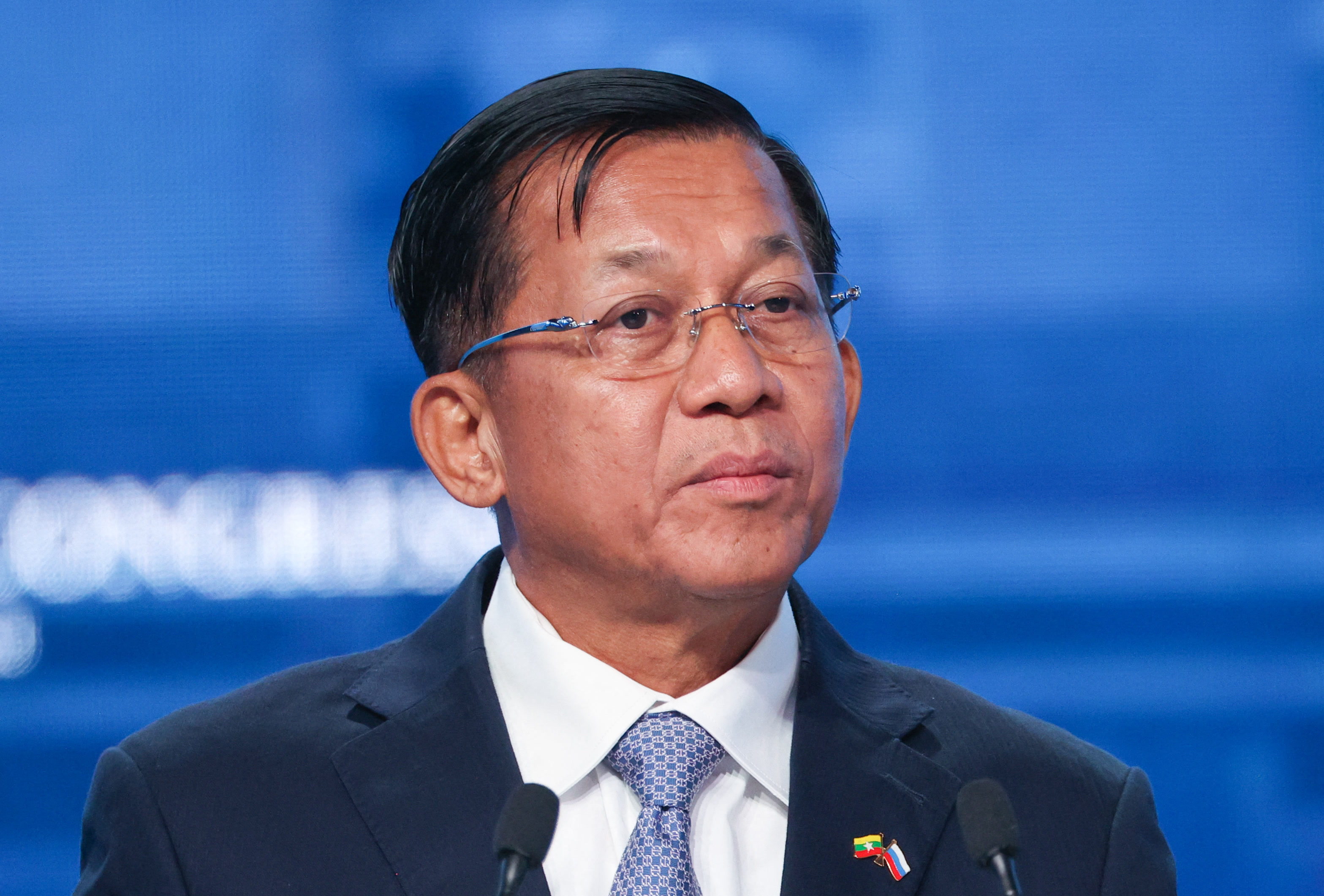 Pemimpin junta Myanmar Jenderal Min Aung Hlaing menghadiri Forum Ekonomi Timur di Vladivostok, Rusia, pada 7 September 2022 lalu.