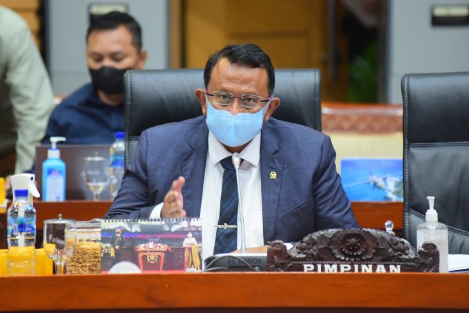 Wakil Ketua Komisi I DPR RI, Anton Sukartono Suratto.