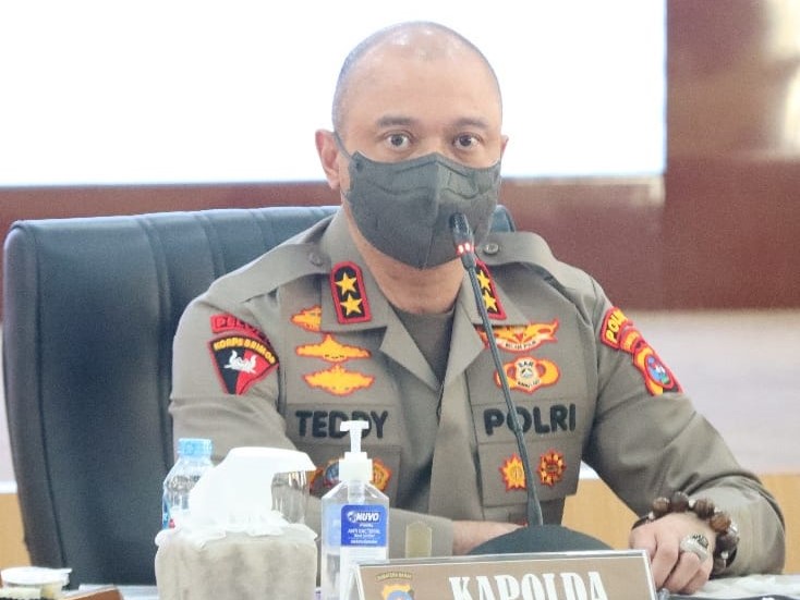 Irjen Teddy Minahasa