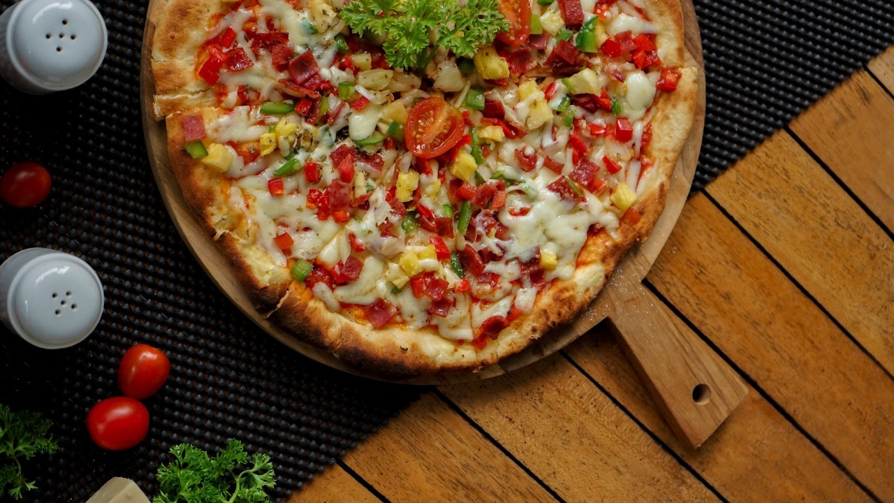 Starling Eatery mempersembahkan d’Pizza, sebuah pizza terbaik yang pernah ada.