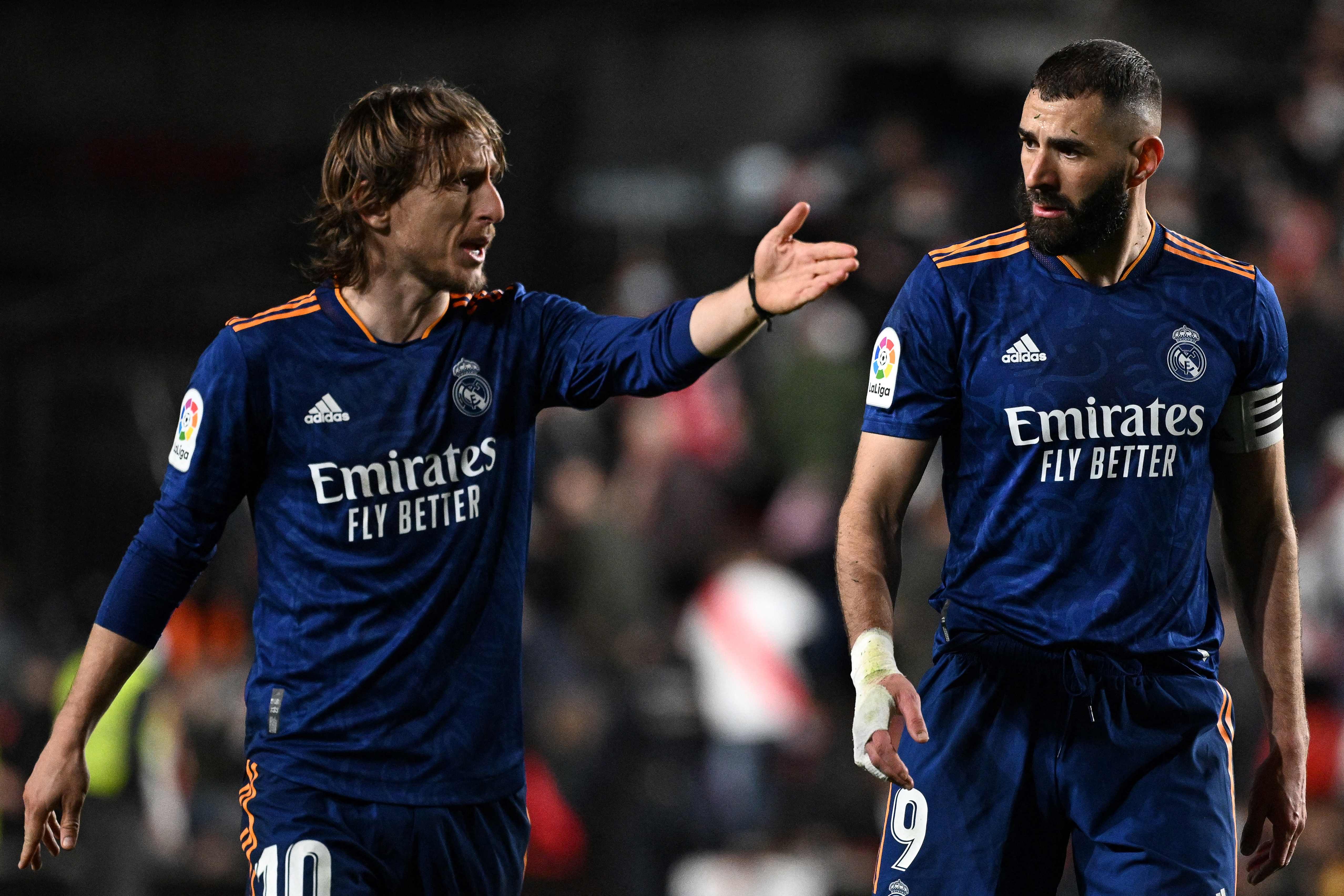 Duet pemain Real Madrid Karim Benzema (kanan) dan Luka Modric.