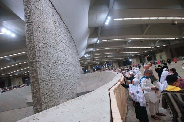 Wapres Minta Tenda Jemaah Haji Lebih Dekat dengan Lempar Jumrah