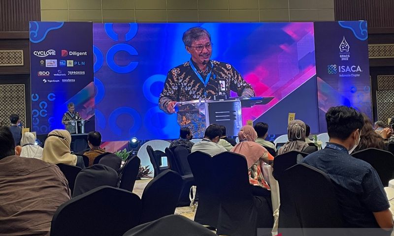 Pembukaan Governance, Risk Management, Assurance, and Cyber Security (GRACS) Summit secara hybrid di Jakarta, Rabu (12/10). 