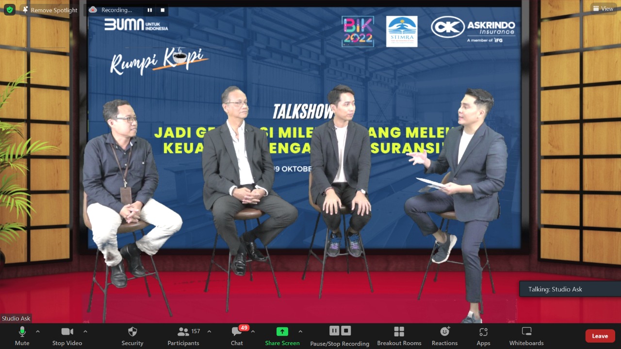 Acara literasi asuransi untuk generasi milenial.