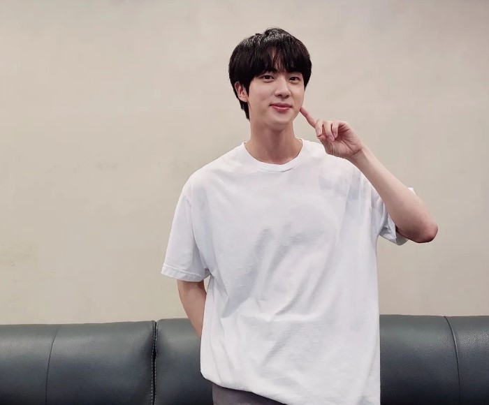 Jin BTS