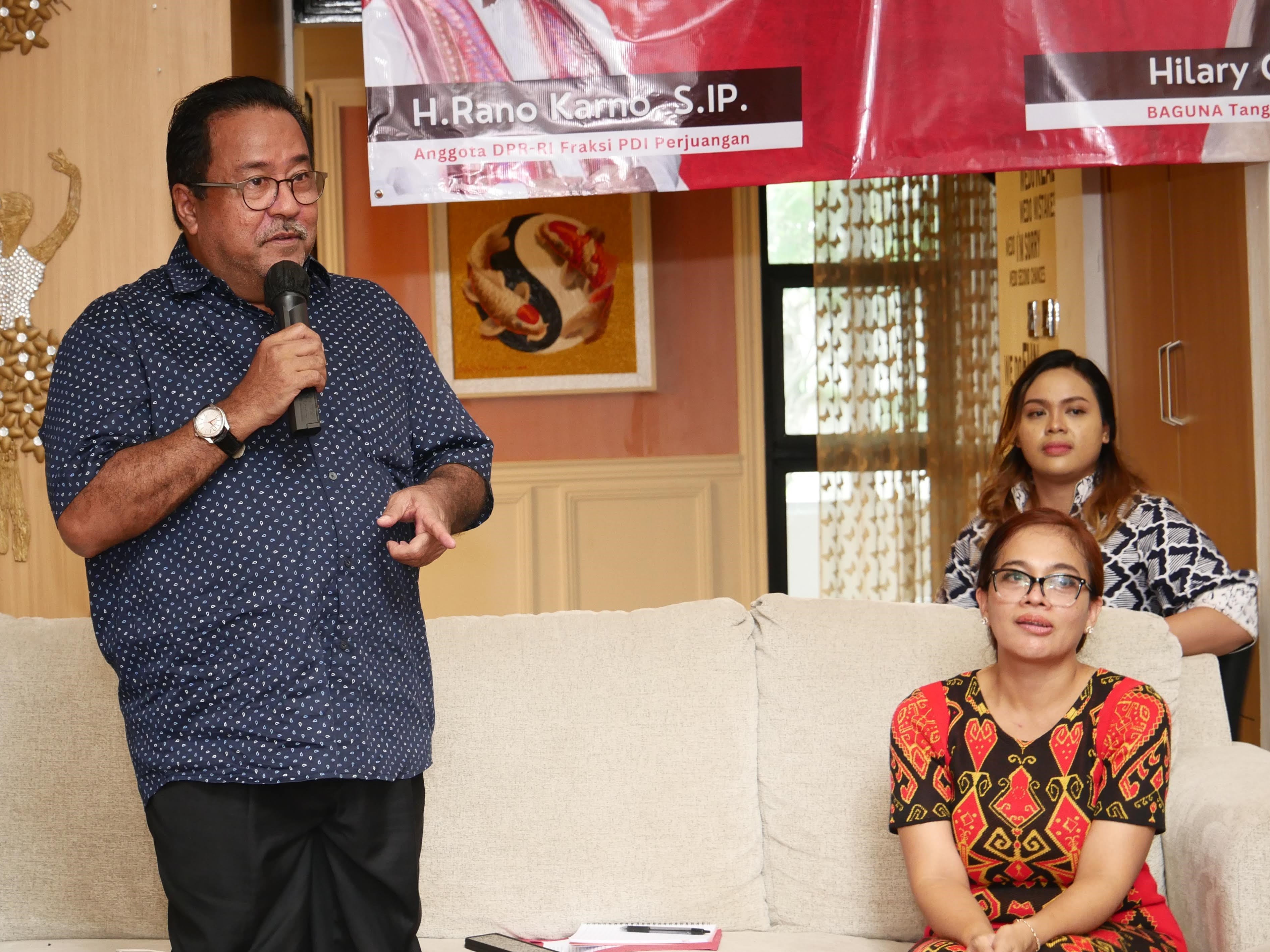 Rano Karno dan Hilary Lestari Claudia.