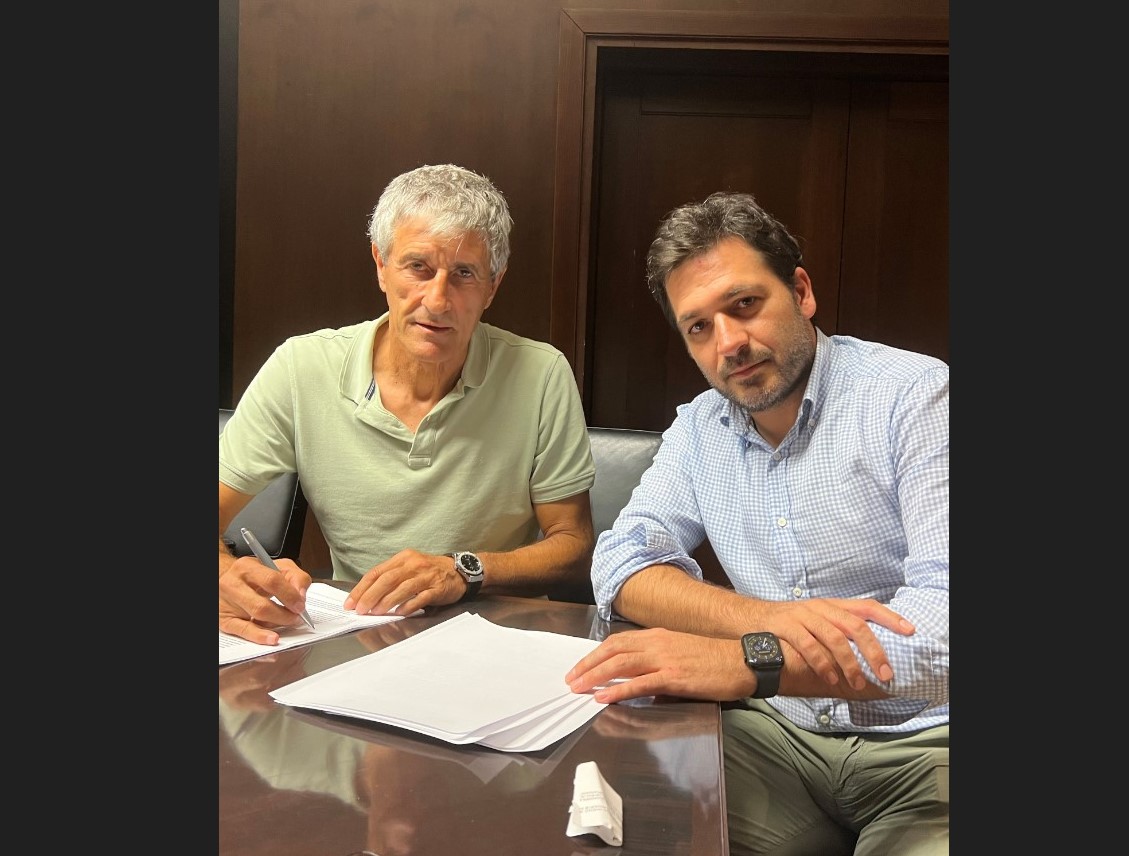 Quique Setien menandatangani kontrak untuk menjadi pelatih Villarreal