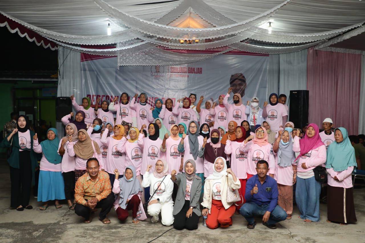 Warga Desa Pengkol di Kecamatan Nglipar, Kabupaten Gunung Kidul, Yogyakarta, syukuran atas selesainya pembangunan sumur bor oleh Srikandi ga