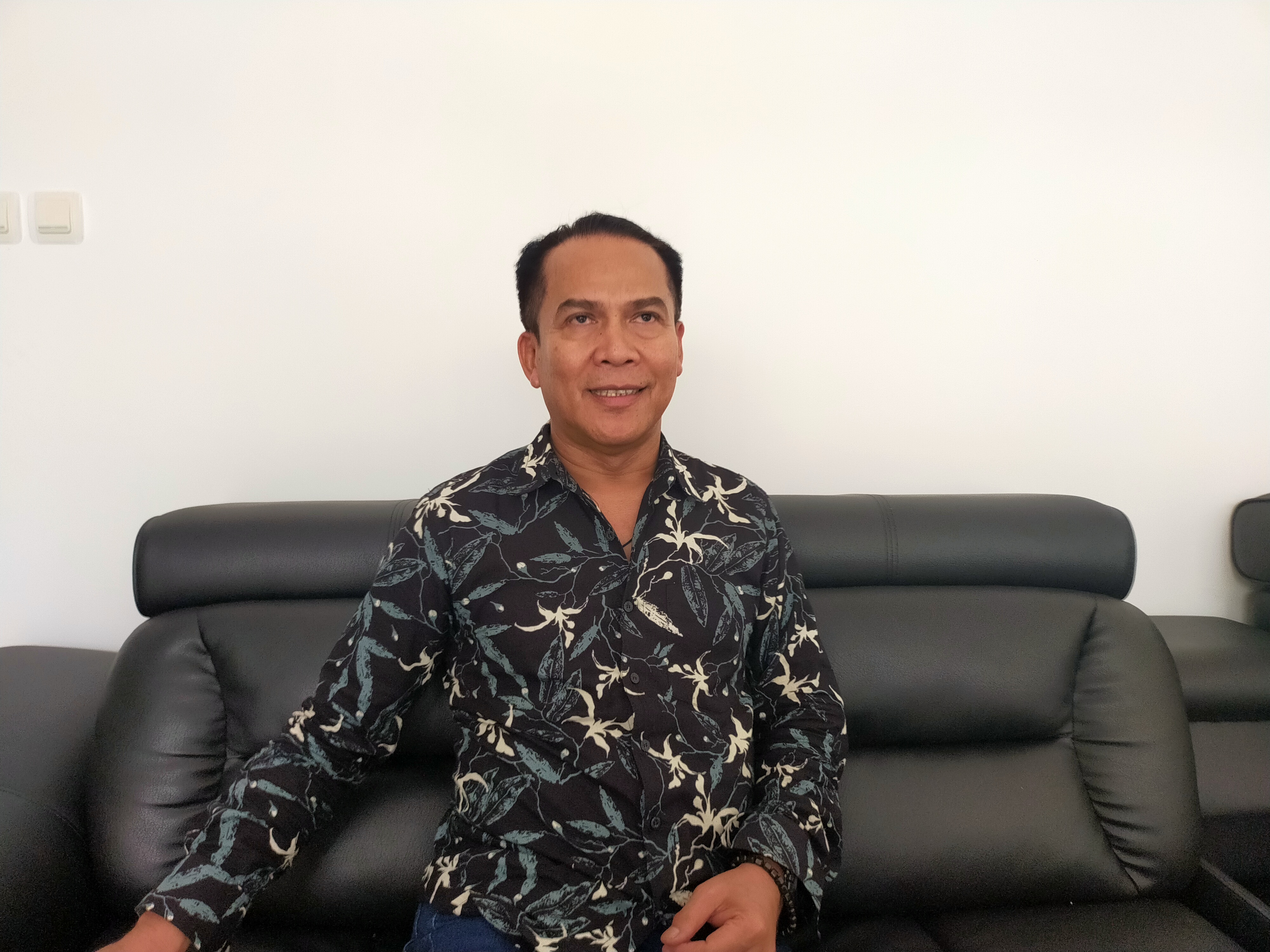 Ketua NasDem Kota Tasikmalaya, Jawa Barat,  Azis Rismaya Mahpud,