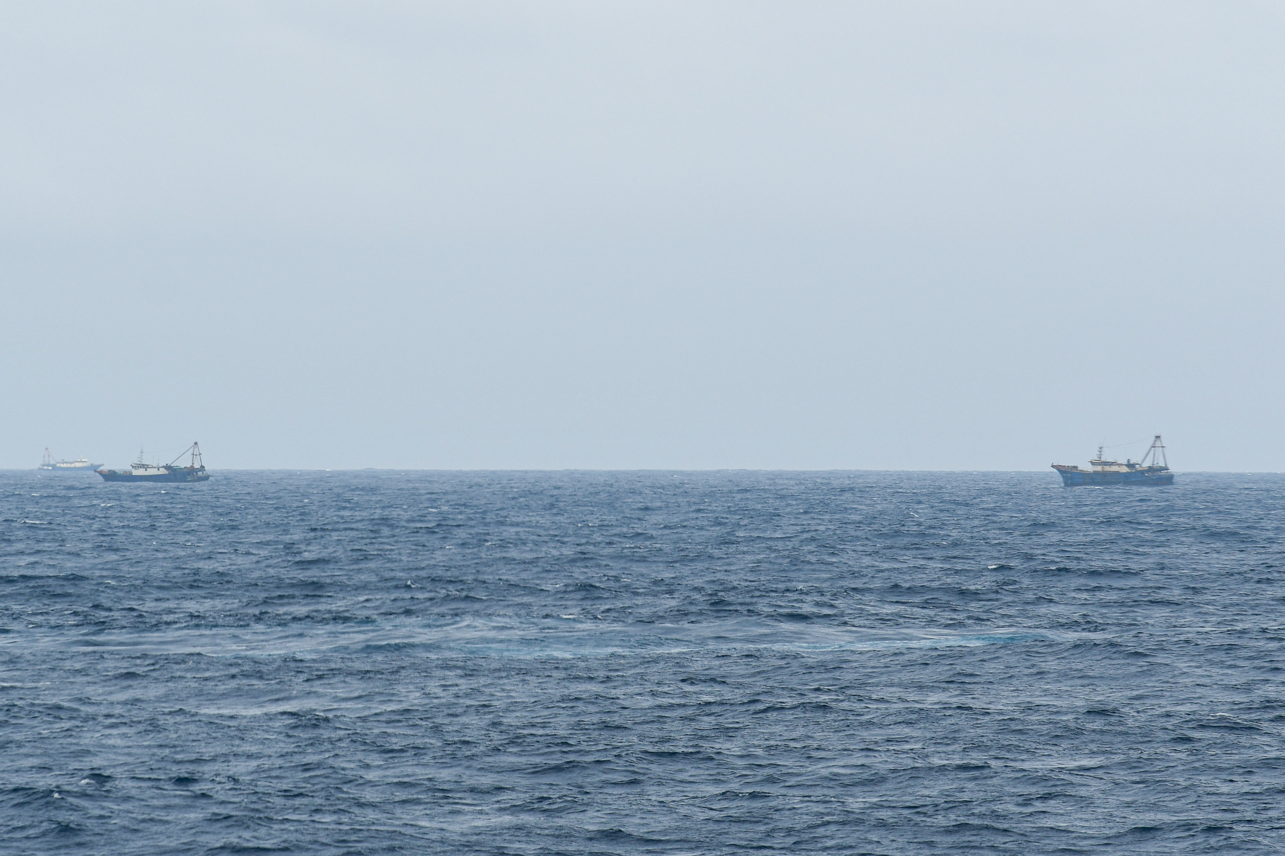 Kapal nelayan asing di wilayah zona ekonomi eksklusif di Natuna 