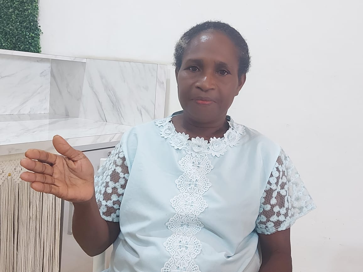 Naema Yarisetouw, Perempuan Adat Yowenayosu, Papua.