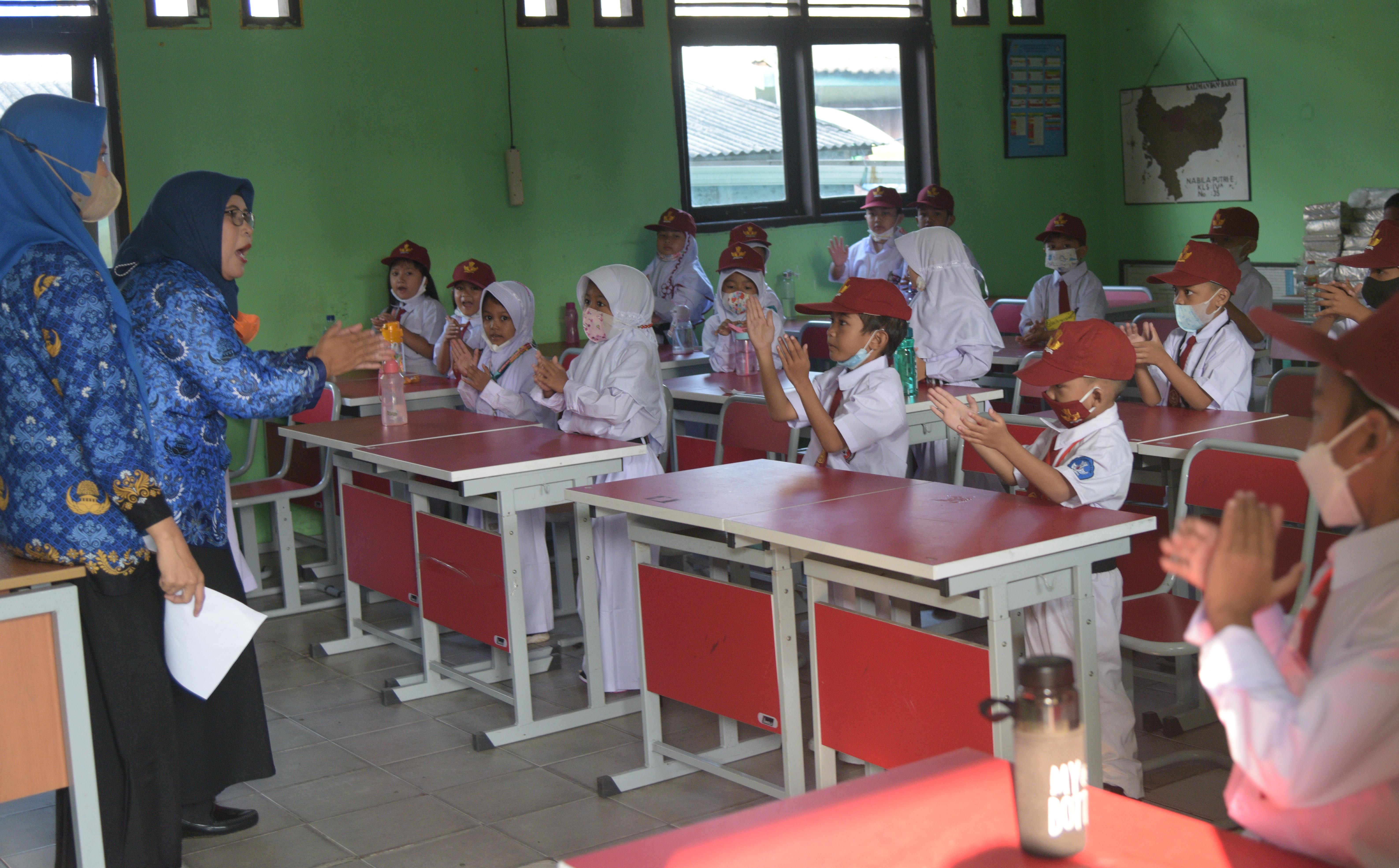 Ilustrasi peserta didik dan pendidik