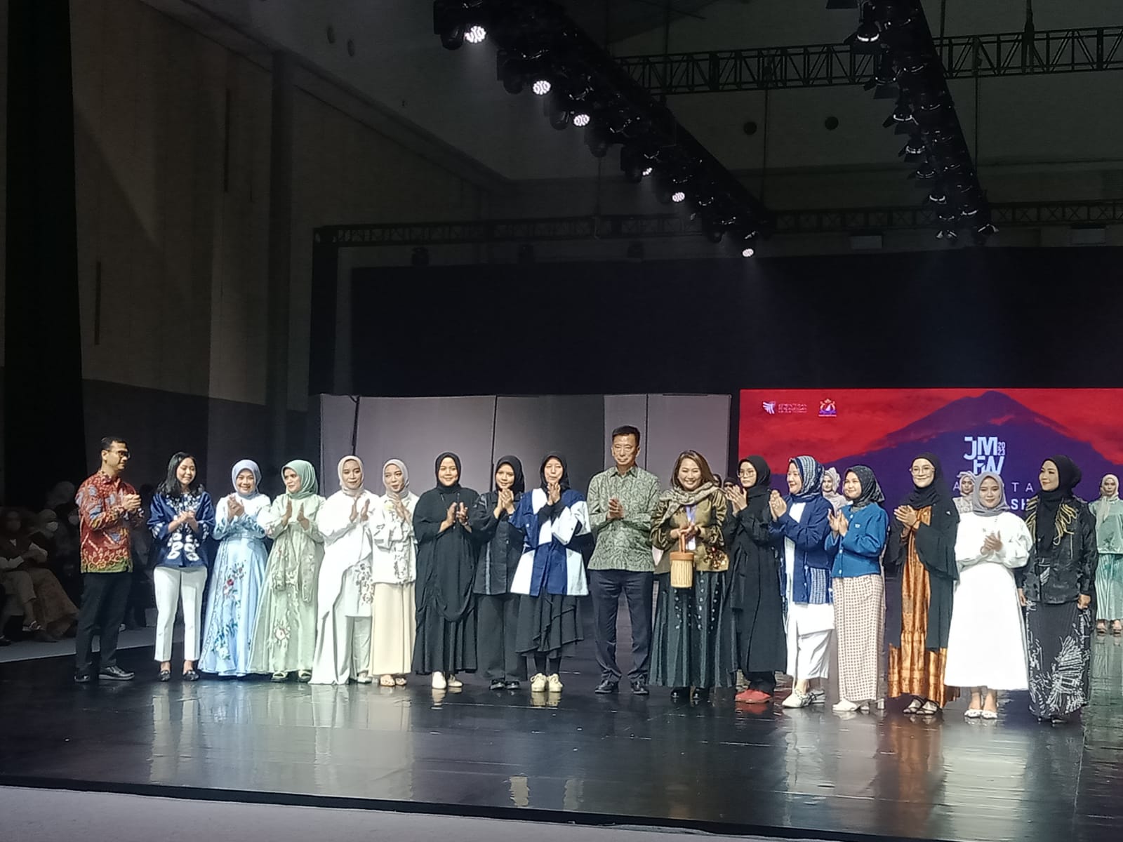 Ilustrasi. Ajang Jakarta Muslim Fashion Week 2022