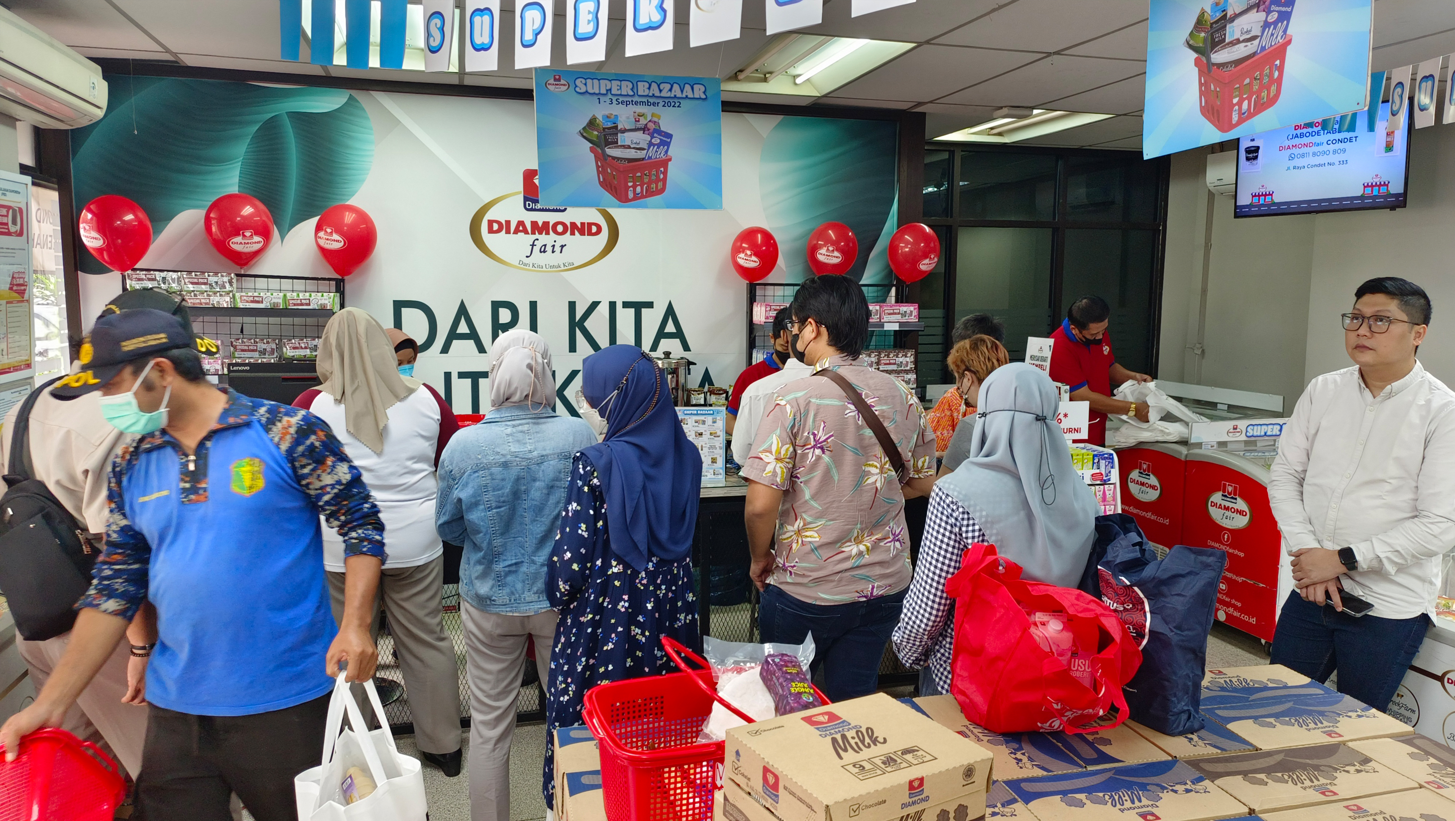 salah satu toko diamondfair