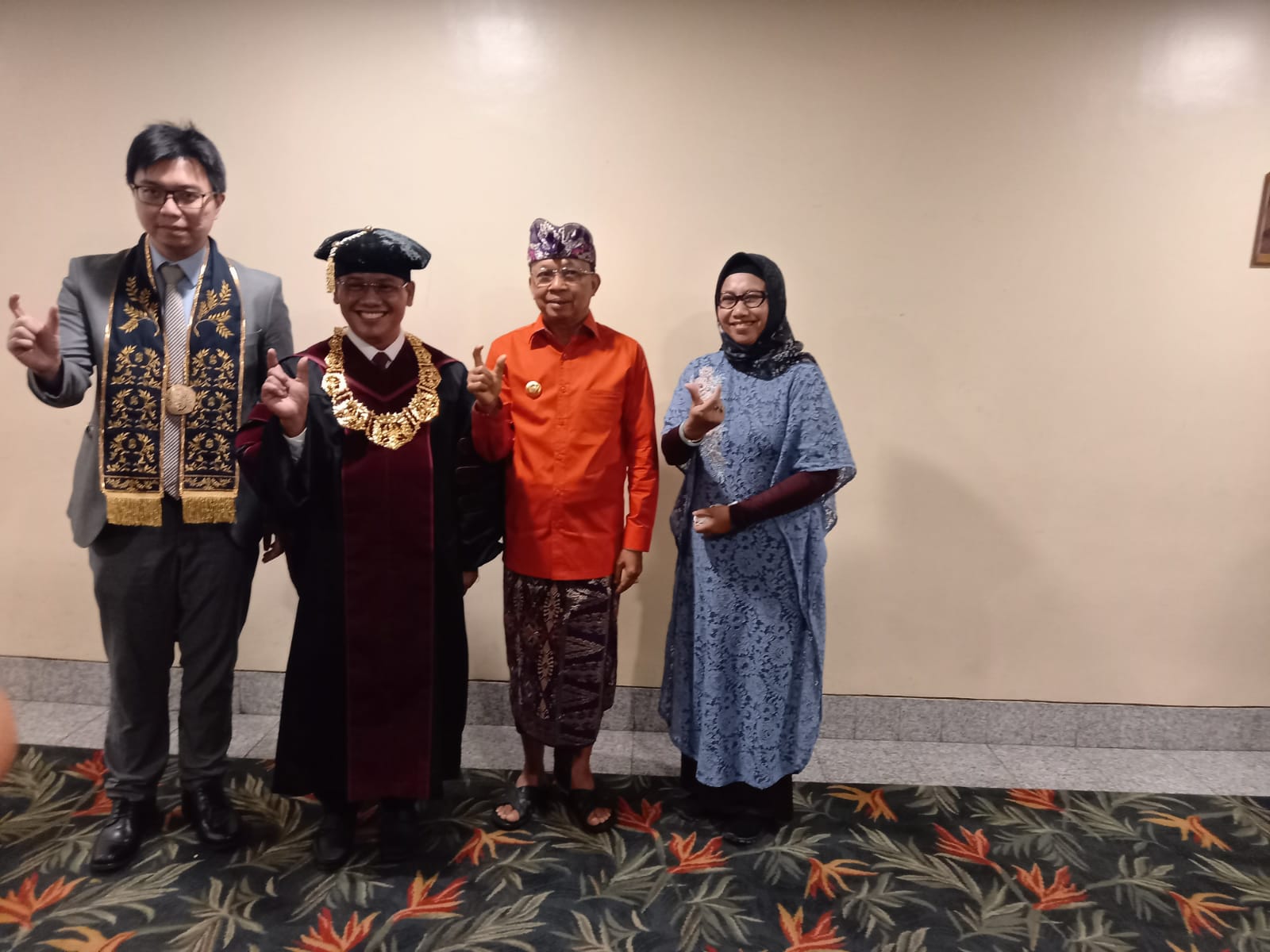 Rektor Untar Agustinus Purna Irawan bersama Gubernur Bali I Wayan Koster dan Ketua LLDIKTI III Paristiyanti Nurwandani
