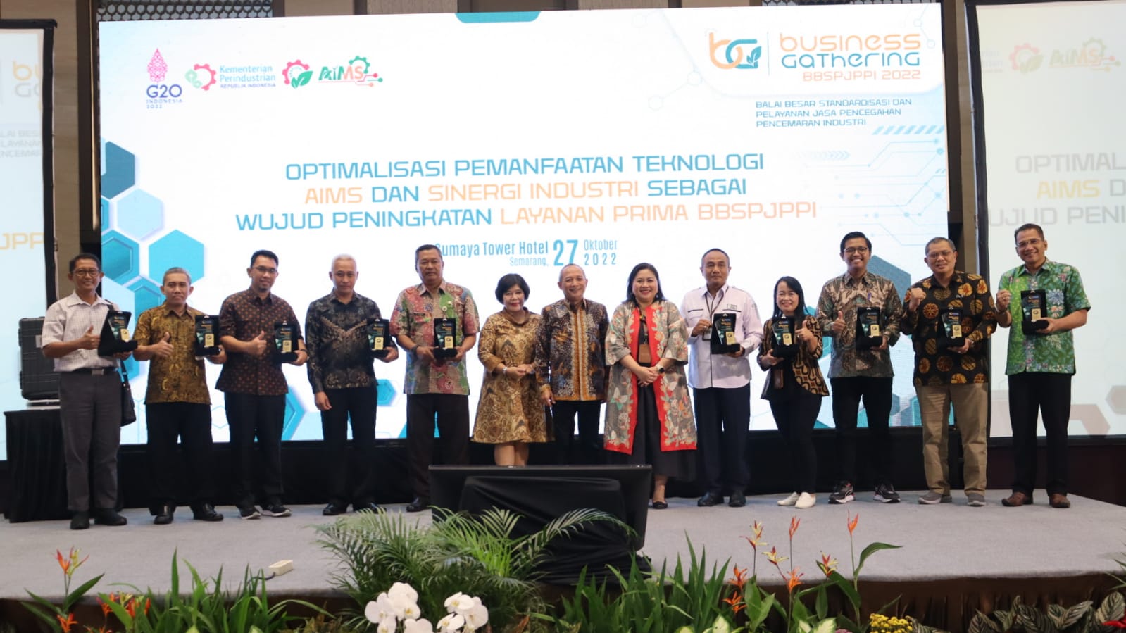 Sambutan dan Pembukaan Kepala BSKJI Kementerian Prindustrian Dalam Acara Business Gathering BBSPJPPI Semarang di Gumaya Tower Hotel, Kamis (