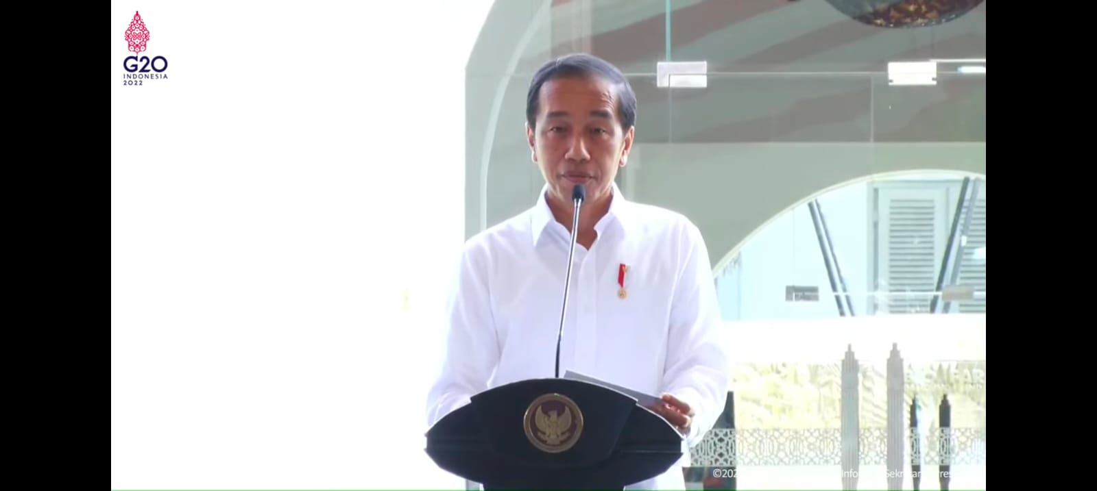 Presiden Joko Widodo meresmikan peluncuran Indovac, vaksin covid-19 pertama karya anak bangsa, di Bandung, Jawa Barat, Kamis (13/10).