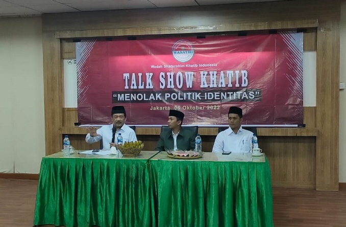 Talk show   'Menolak Politik Identitas' yang diselenggarakan Wadah Silaturahim Khatib Indonesia (Wastahi)  Kamis (6/10).