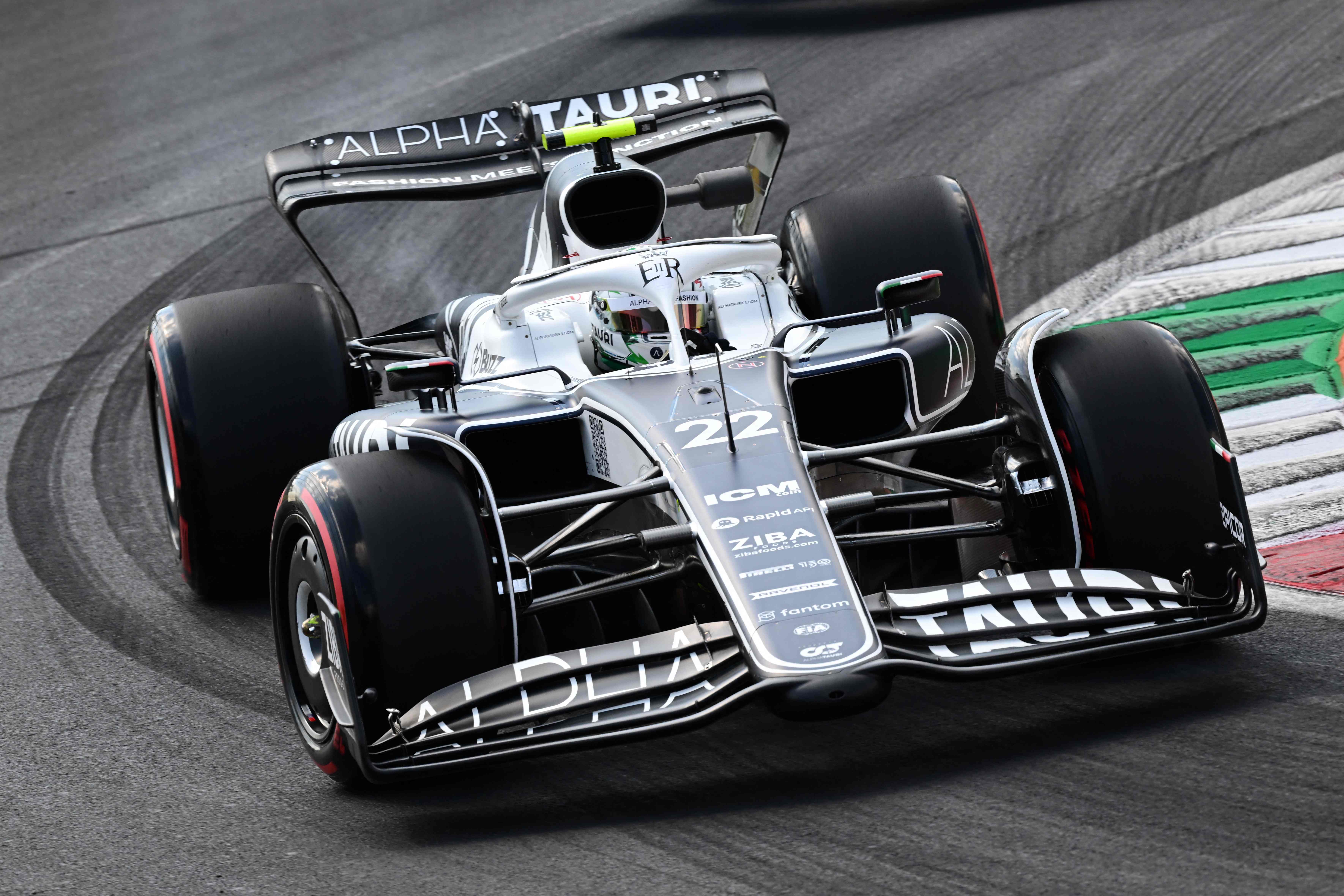 Pembalap F1 asal Jepang, Yuki Tsunoda, saat berlaga.