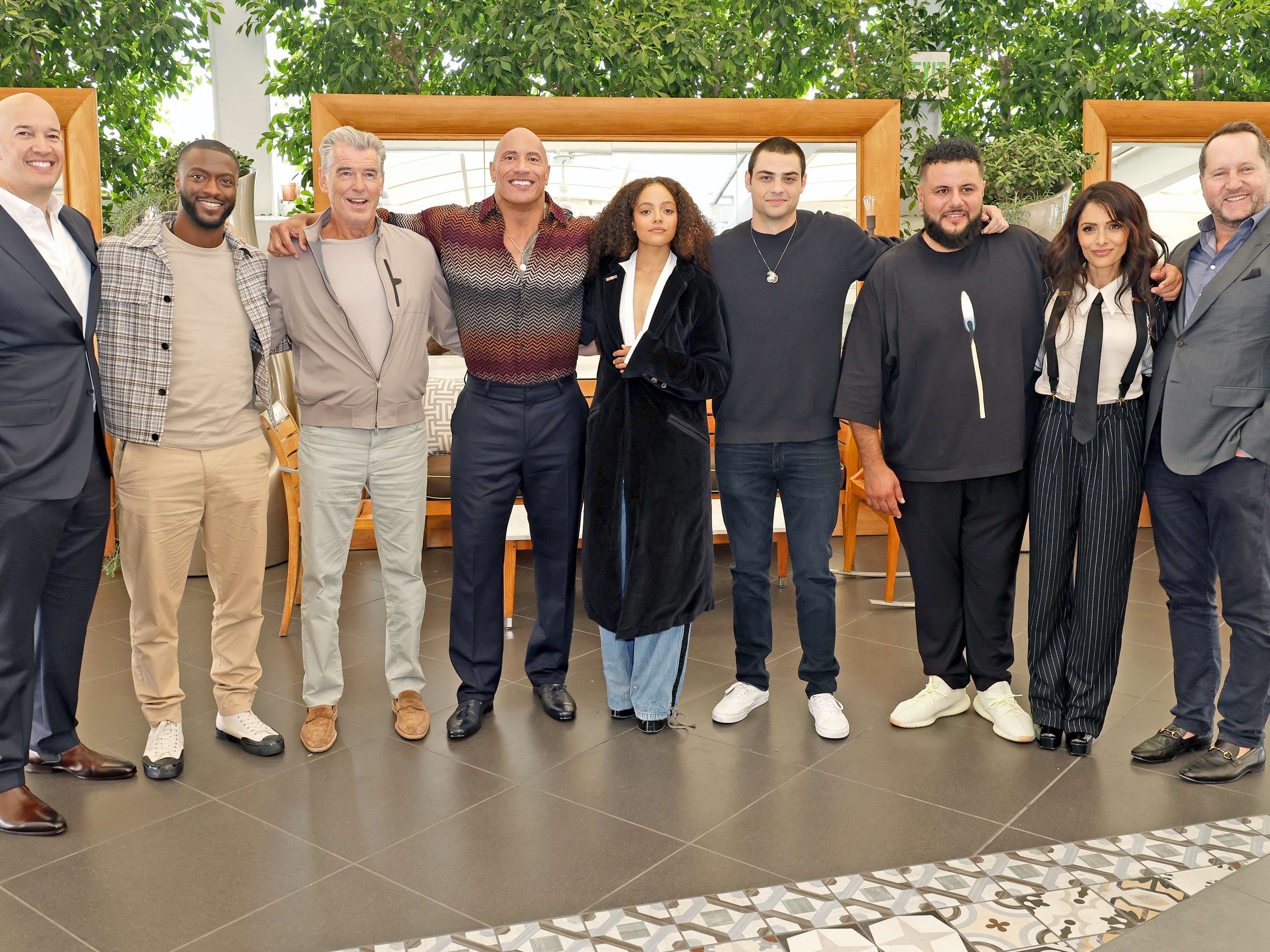 Hiram Garcia, Aldis Hodge, Pierce Brosnan, Dwayne Johnson, Quintessa Swindell, Noah Centineo, Mohammed Amir, Sarah Shahi, dan Beau Flynn.