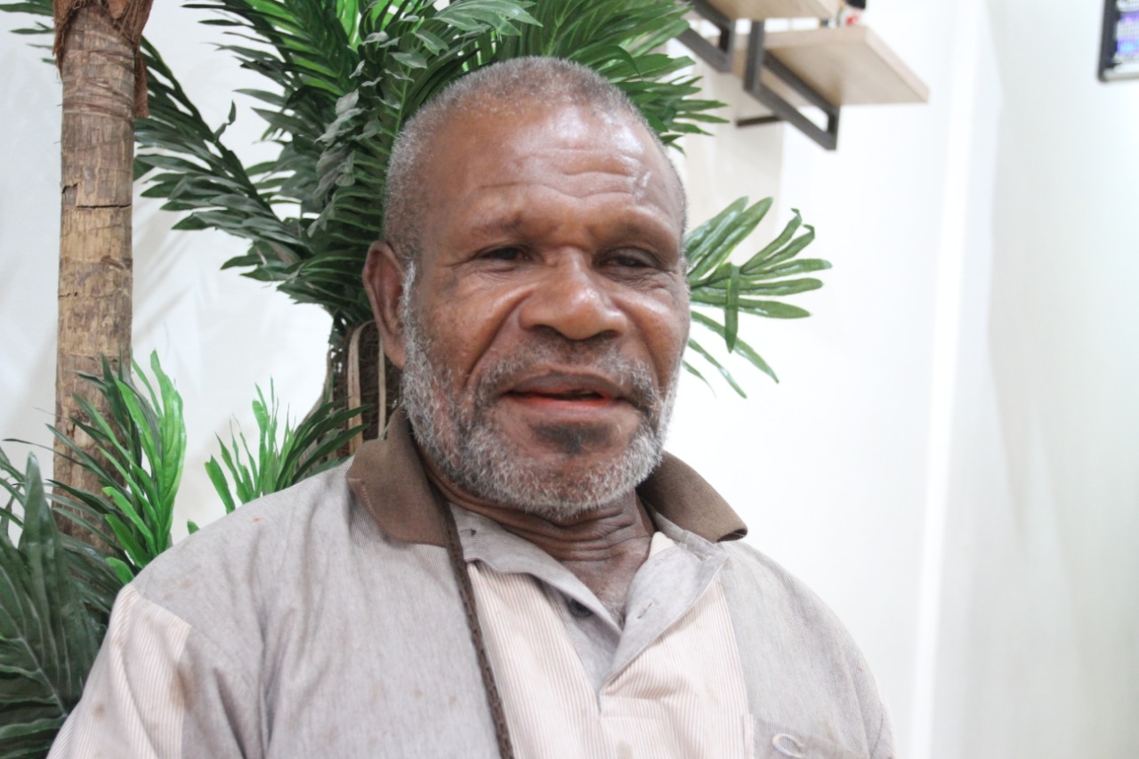 Onesimus Indey, cucu kandung Pahlawan Nasional dari Papua, Marthen Indey.