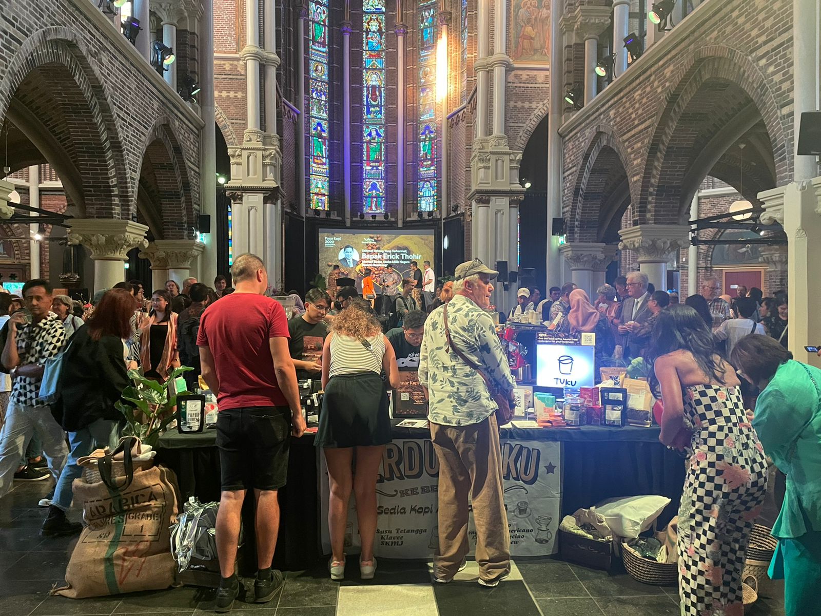 Roemah Indonesia BV saat menggelar pameran di Amsterdam, Belanda