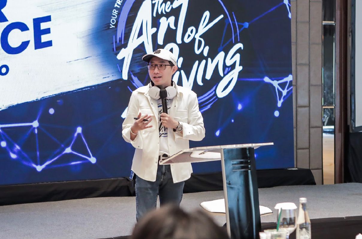 Mind Technology Expert Coach Rheo.