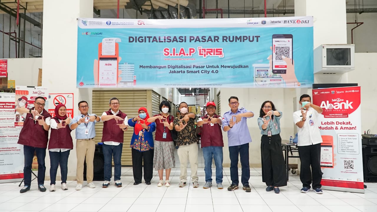 Peluncurkan program digitalisasi di Pasar Rumput Jakarta Selatan