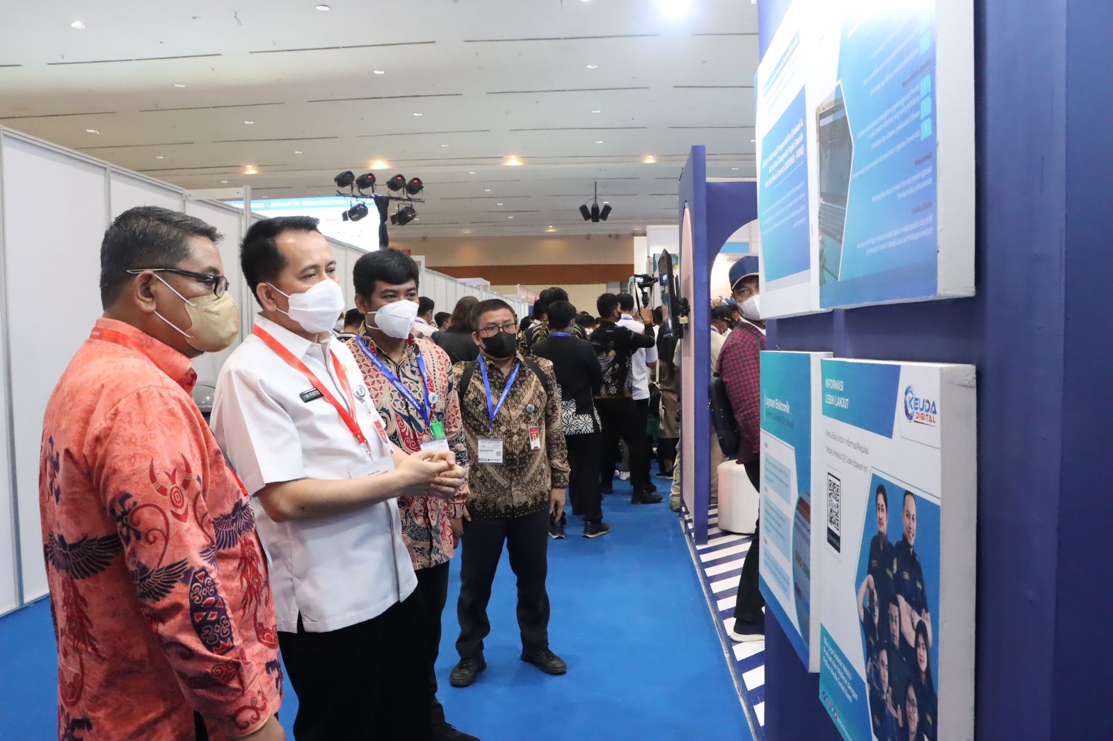 Dirjen Bina Keuda Kemendagri Agus Fatoni mengunjungi Integrated Technology Event (ITE) 2022 di Jakarta Convention Center. Senayan, Jakarta.