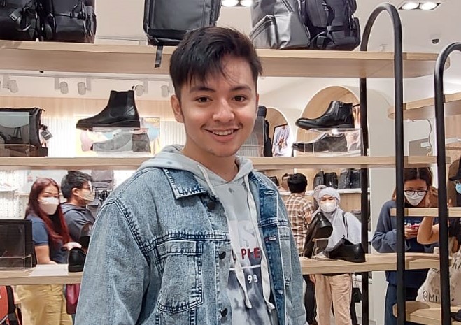 Brand Fesyen Hush Puppies Supermal Karawaci Hadirkan Virtual Store