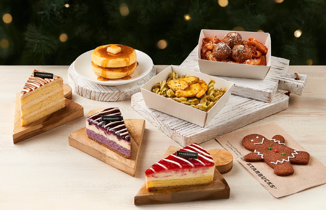 Makanan dan minuman keluaran Starbucks dalam rangka menyambut libur akhir tahun.