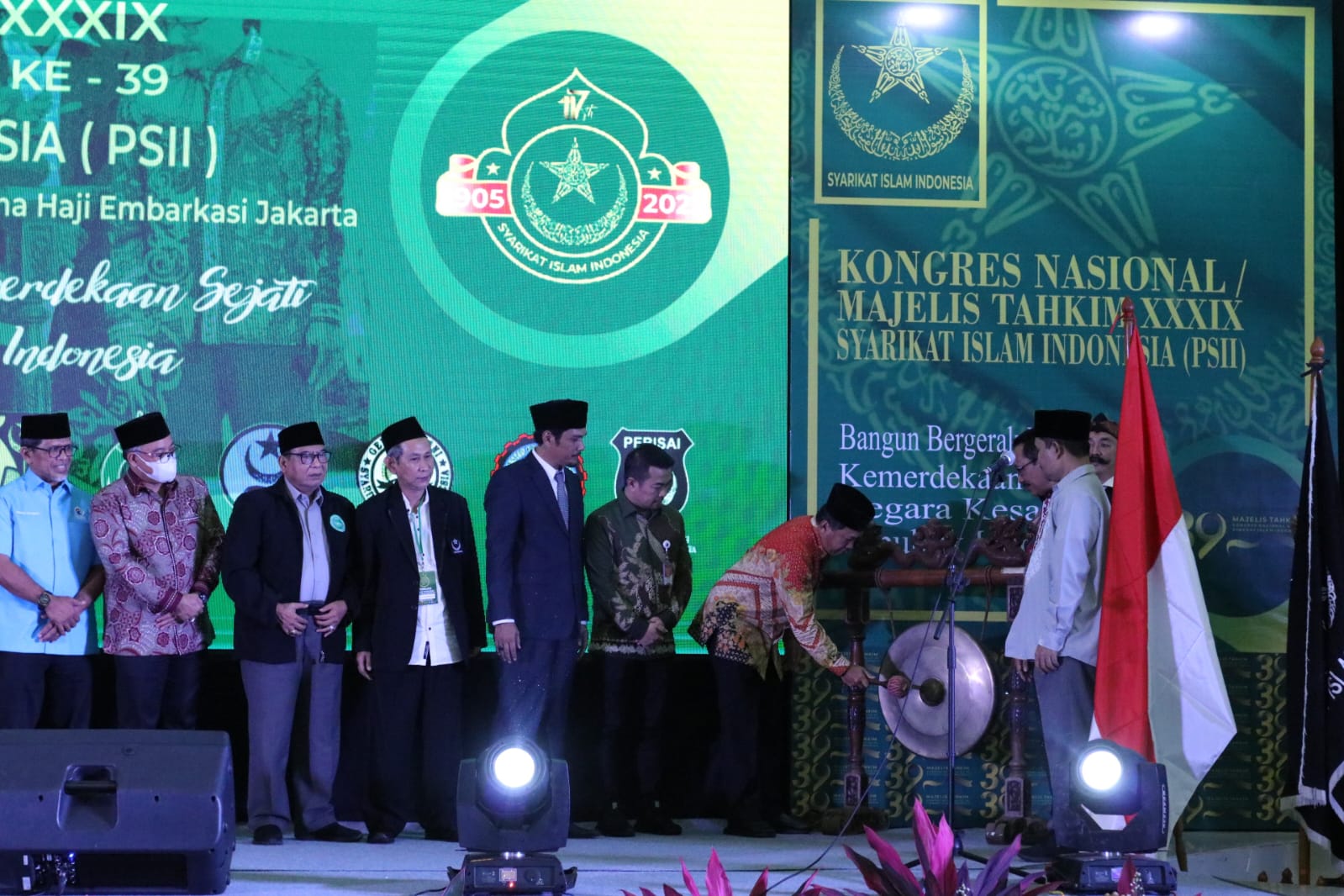 Acara pembukaan Kongres Nasional ke-39 Syarikat Islam Indonesia di Asrama Haji, Jakarta Timur, Jumat (28/10).