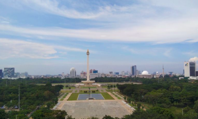 Arsip foto - Kawasan Tugu Monas diamati dari Medan Merdeka Selatan, Jakarta, Rabu (22/12/2021).
