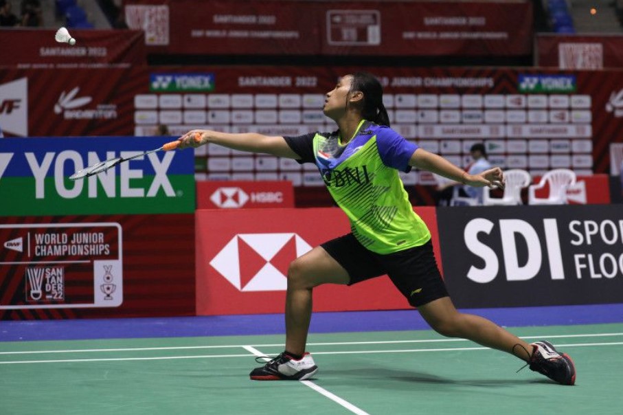 Tunggal putri Mutiara Ayu Puspitasari menyumbang poin untuk tim Indonesia setelah menyudahi perlawanan wakil Swedia Khushi Harakamani.