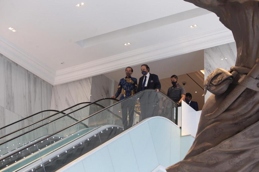 Presiden Joko Widodo dan Ketua Umum Partai NasDem Surya Paloh 