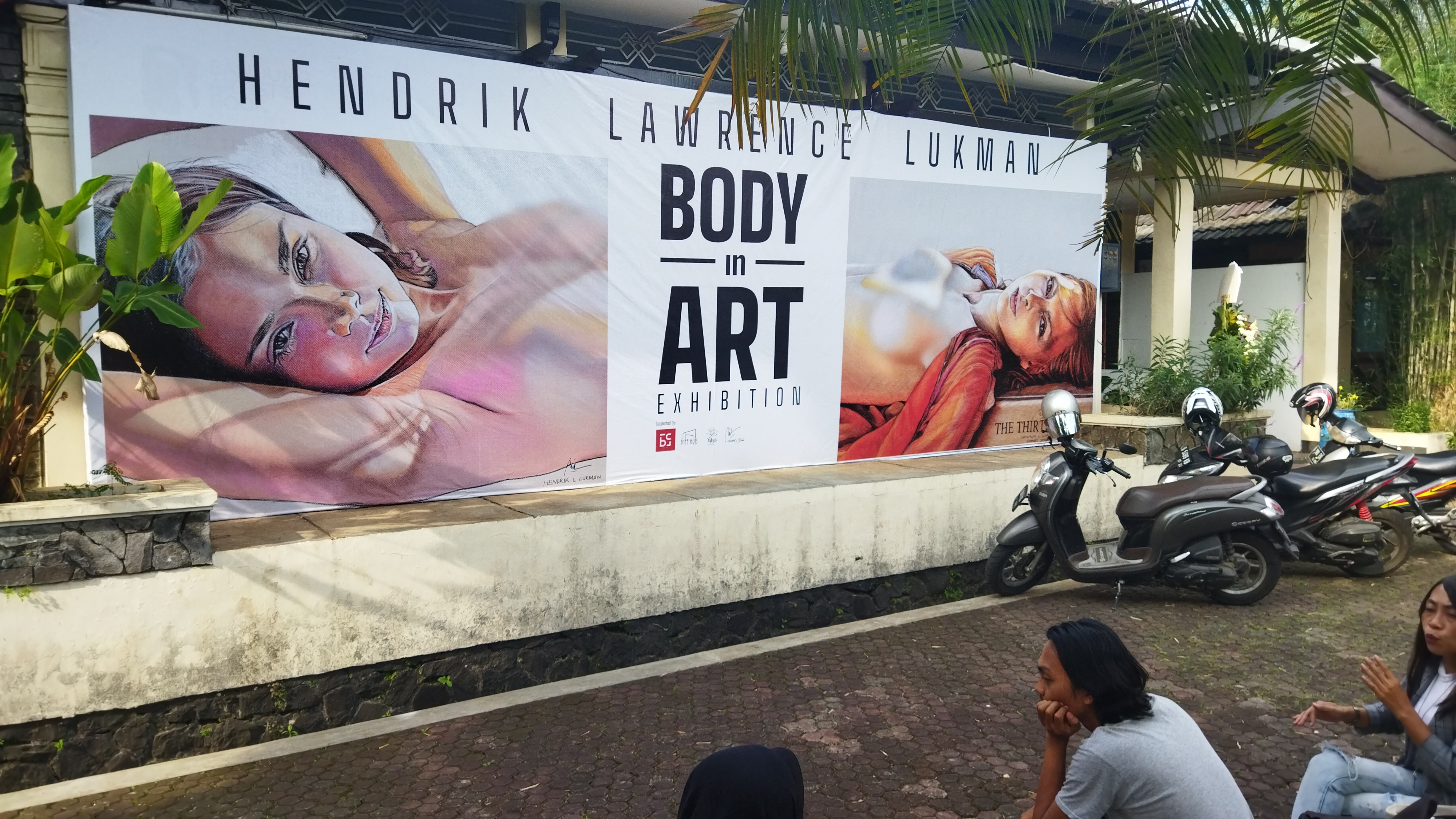 Pameran lukisan Hendrik Lawrence Lukman di Taman Budaya Jawa Barat Kota Bandung 