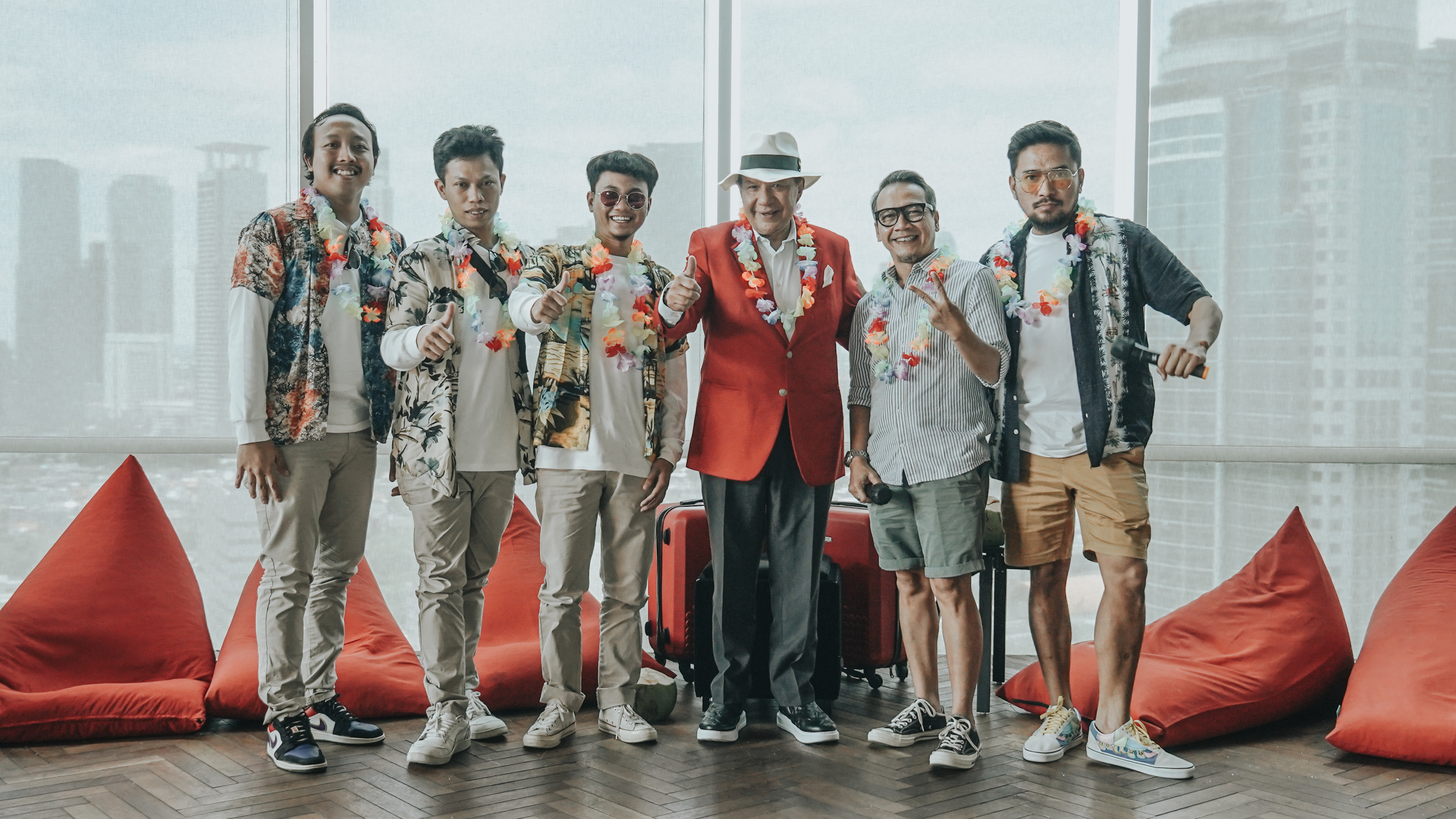 konferensi pers film 'Duit Express' di MVP Tower, Jakarta, Jumat (28/10)