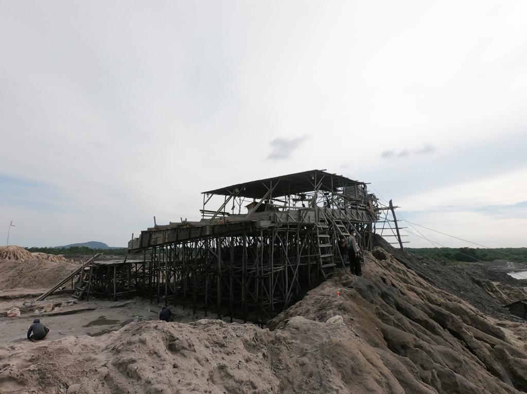 Presiden Bakal Setop Ekspor Timah Mentah