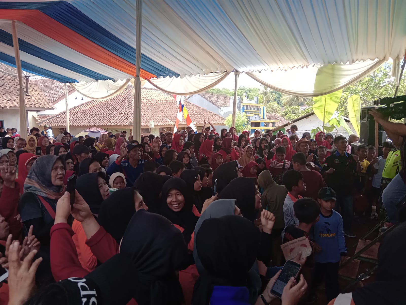 Cucu Cahyanti Turun Gunung Gemakan Anies di Tasikmalaya