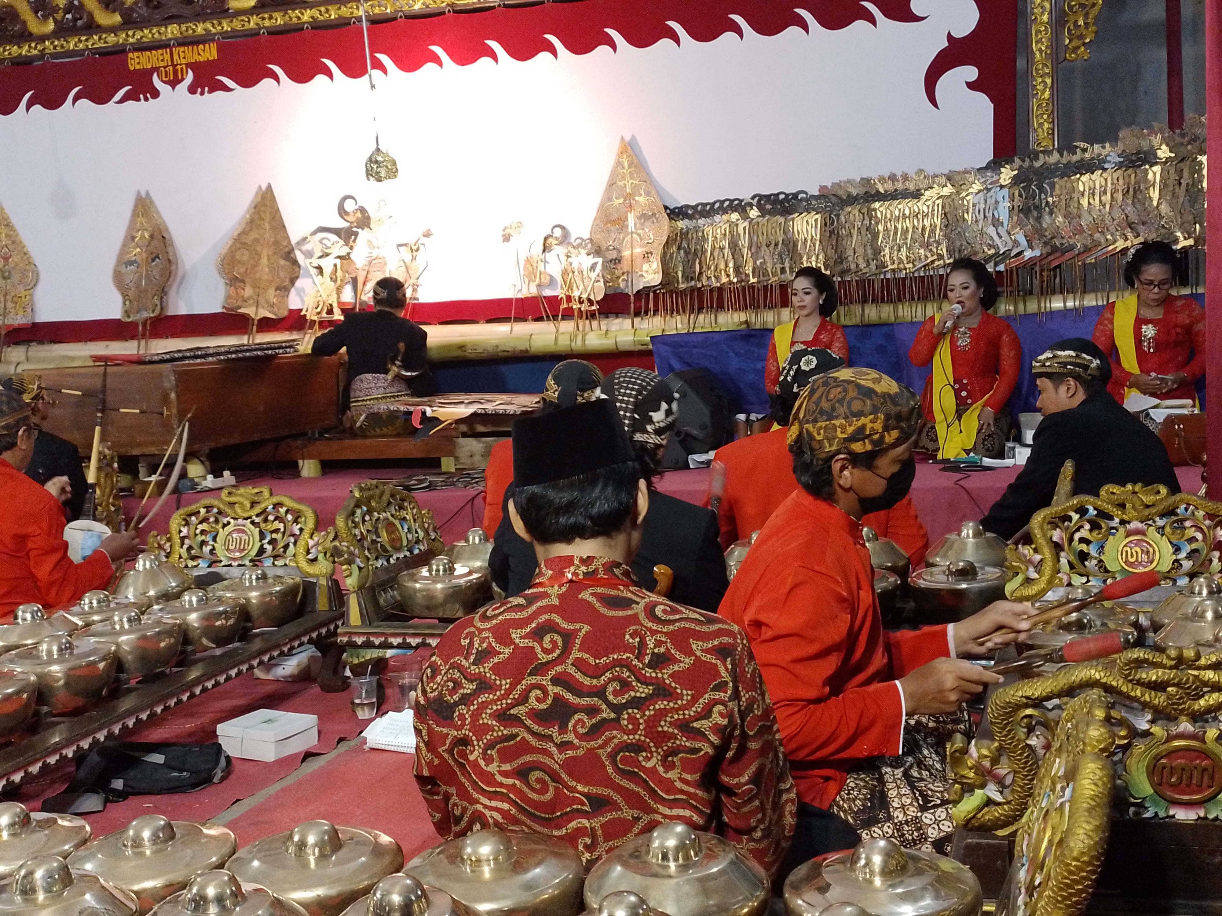 Dewan Kesenian Klaten menggelar pagelaran wayang kulit dengan menampilkan 55 dalang
