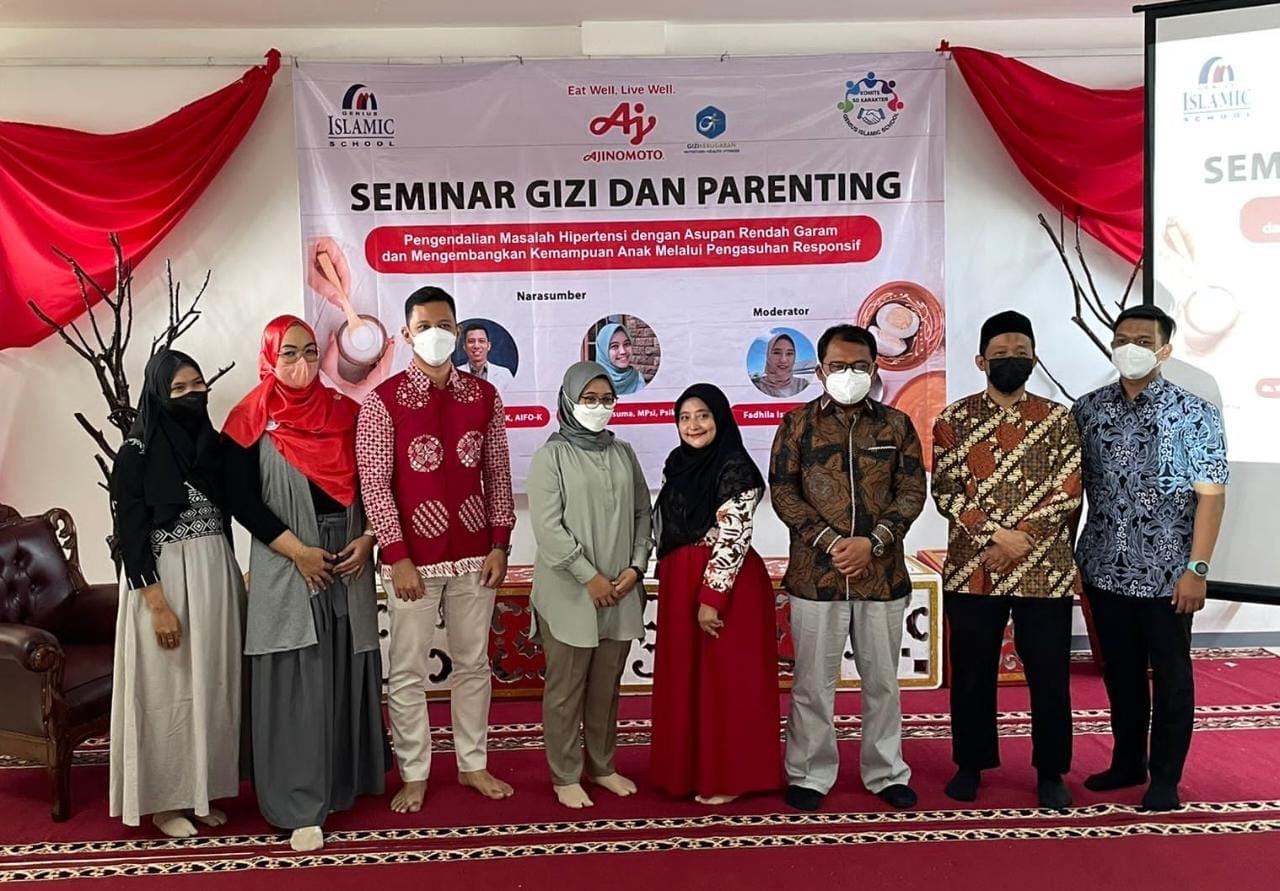 Acara Seminar: “Pengendalian Masalah Hipertensi dengan Asupan Rendah Garam” di Genius Islamic School, Depok.