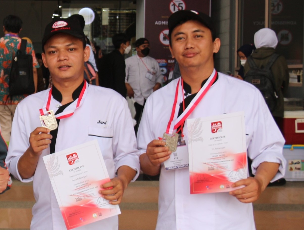 Tim kuliner Avenzel Hotel and Convention Cibubur berhasil meraih 2 medali perak dan 1 medali perunggu.