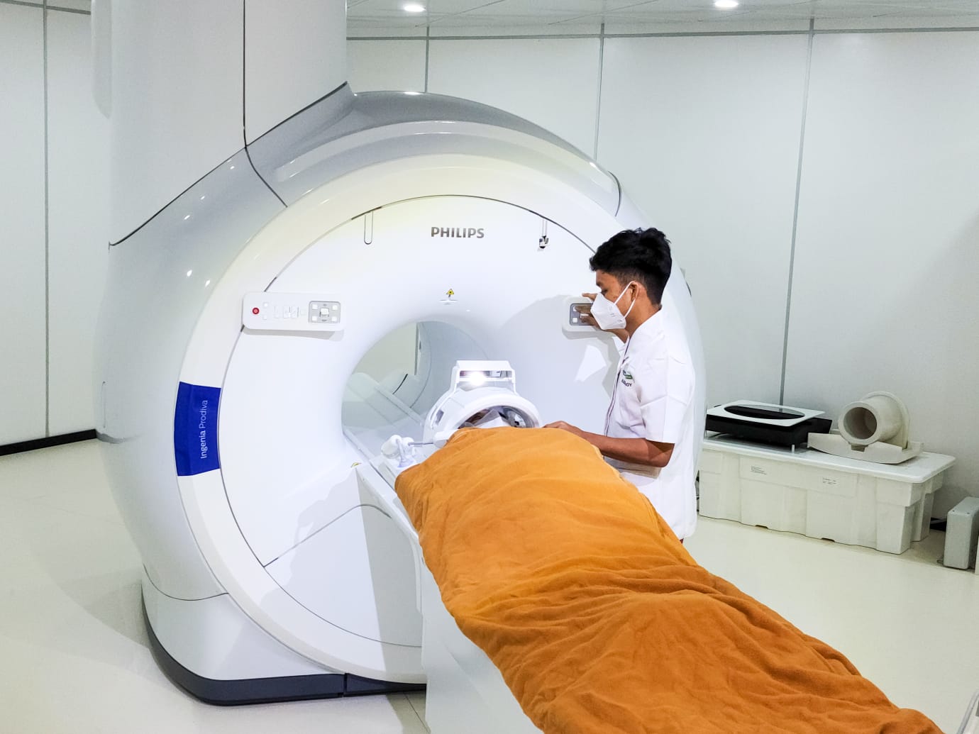 Siloam Hospitals Palangka Raya meresmikan penggunaan Magnetic Resonance Imaging (MRI) 1,5 Tesla.