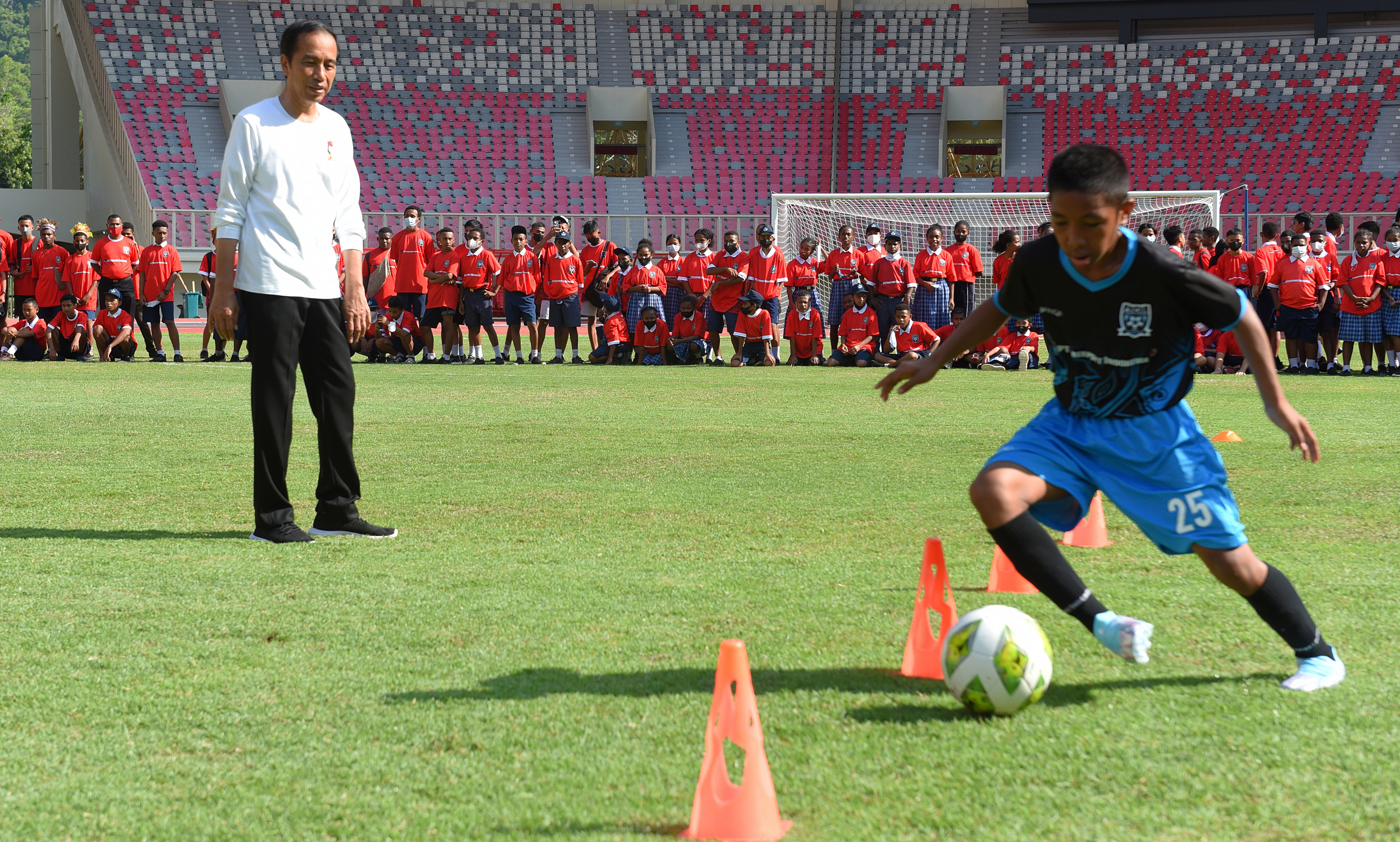 Bangun Indonesia Sentris, Jokowi Wujudkan Keadilan dan Kesejahteraan Rakyat Papua