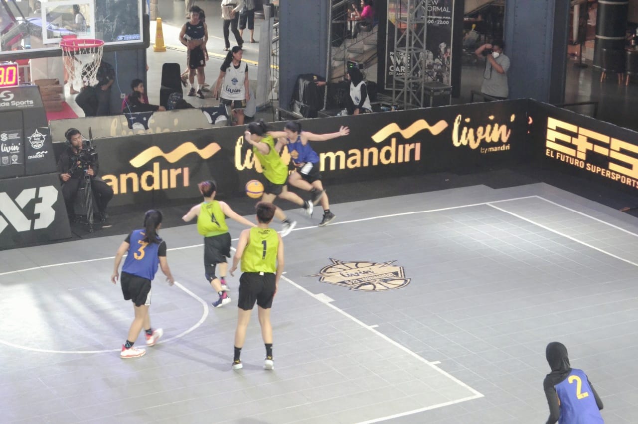 Pertanidngan pada babak The FInals Livin by Mandiri 3x3 Tournament