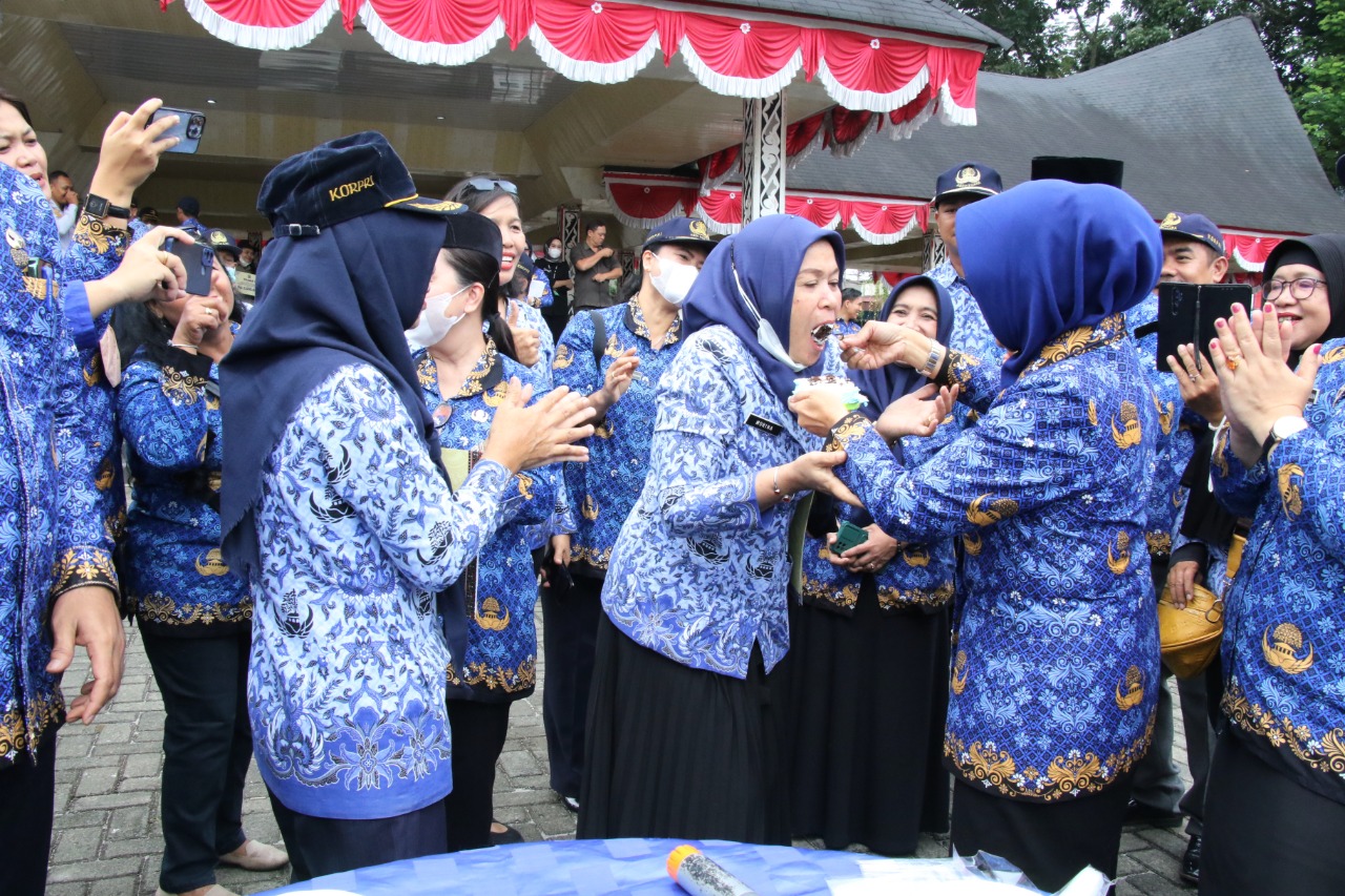  Momentum Untuk MeningkatkanSinergitas dan Menjaga Netralitas Menentukan Kebijakan.